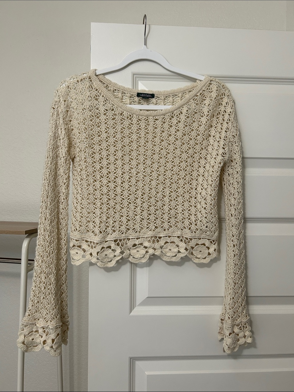 Womens Crochet Floral Hem Cream Long-Sleeve Top